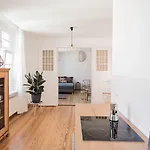 Modern Design Im Klassischem Altbau Weimar (Thuringia)