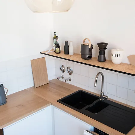 Modern Design Im Klassischem Altbau 魏玛
