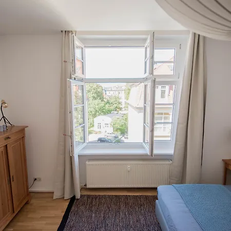 公寓 Modern Design Im Klassischem Altbau *
