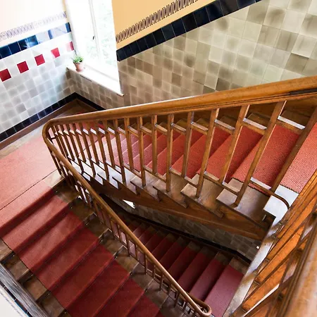 Modern Design Im Klassischem Altbau Appartamento *