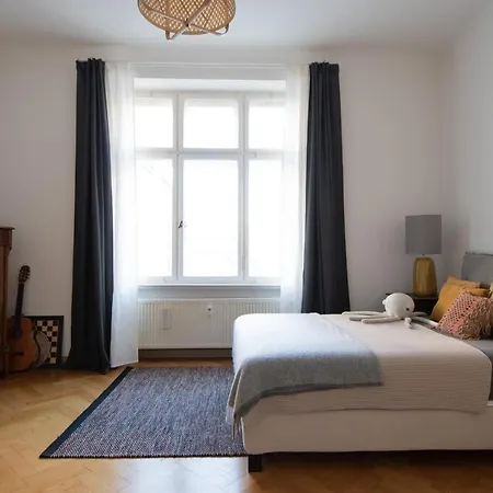 Modern Design Im Klassischem Altbau 公寓 魏玛