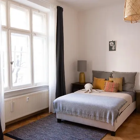 Modern Design Im Klassischem Altbau 公寓 *