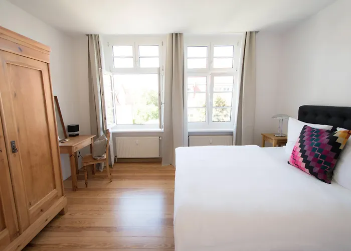 Appartement Modern Design Im Klassischem Altbau *