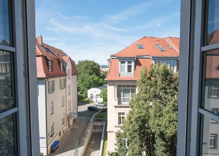 Appartement Modern Design Im Klassischem Altbau *