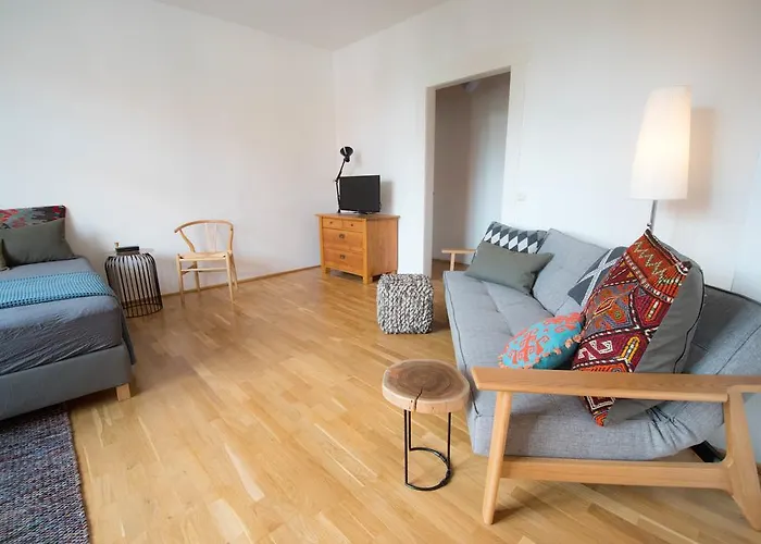 Modern Design Im Klassischem Altbau Appartement Weimar (Thuringia)