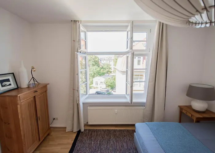 Appartement Modern Design Im Klassischem Altbau Weimar (Thuringia)