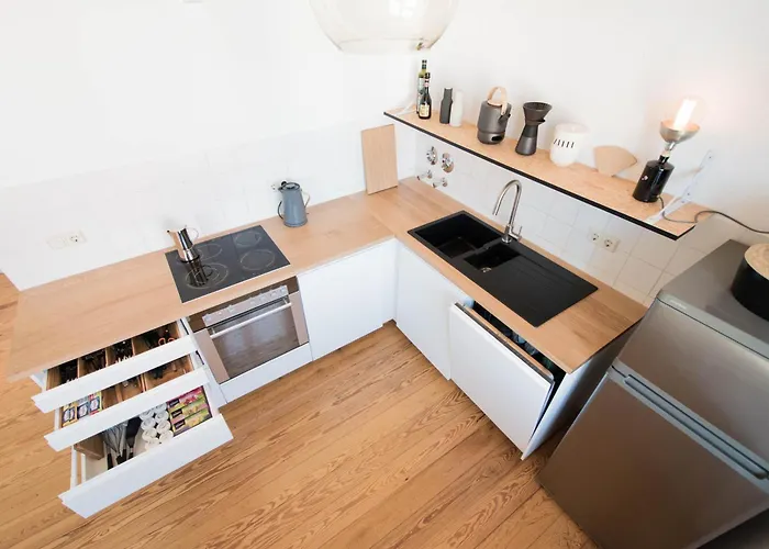 Modern Design Im Klassischem Altbau Appartement Weimar (Thuringia)