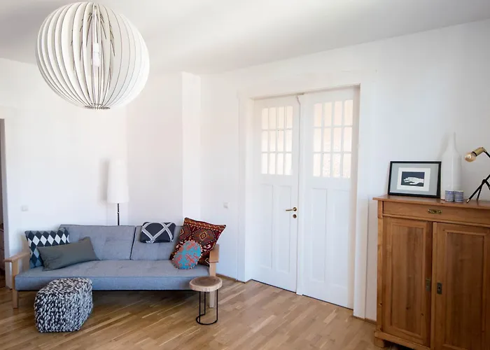 Appartement Modern Design Im Klassischem Altbau *